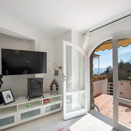 Casa Giostrello بيت للعطل *